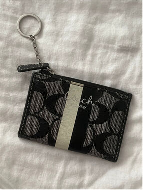 Black & White Coach Signature Key Chain Wallet Card Case